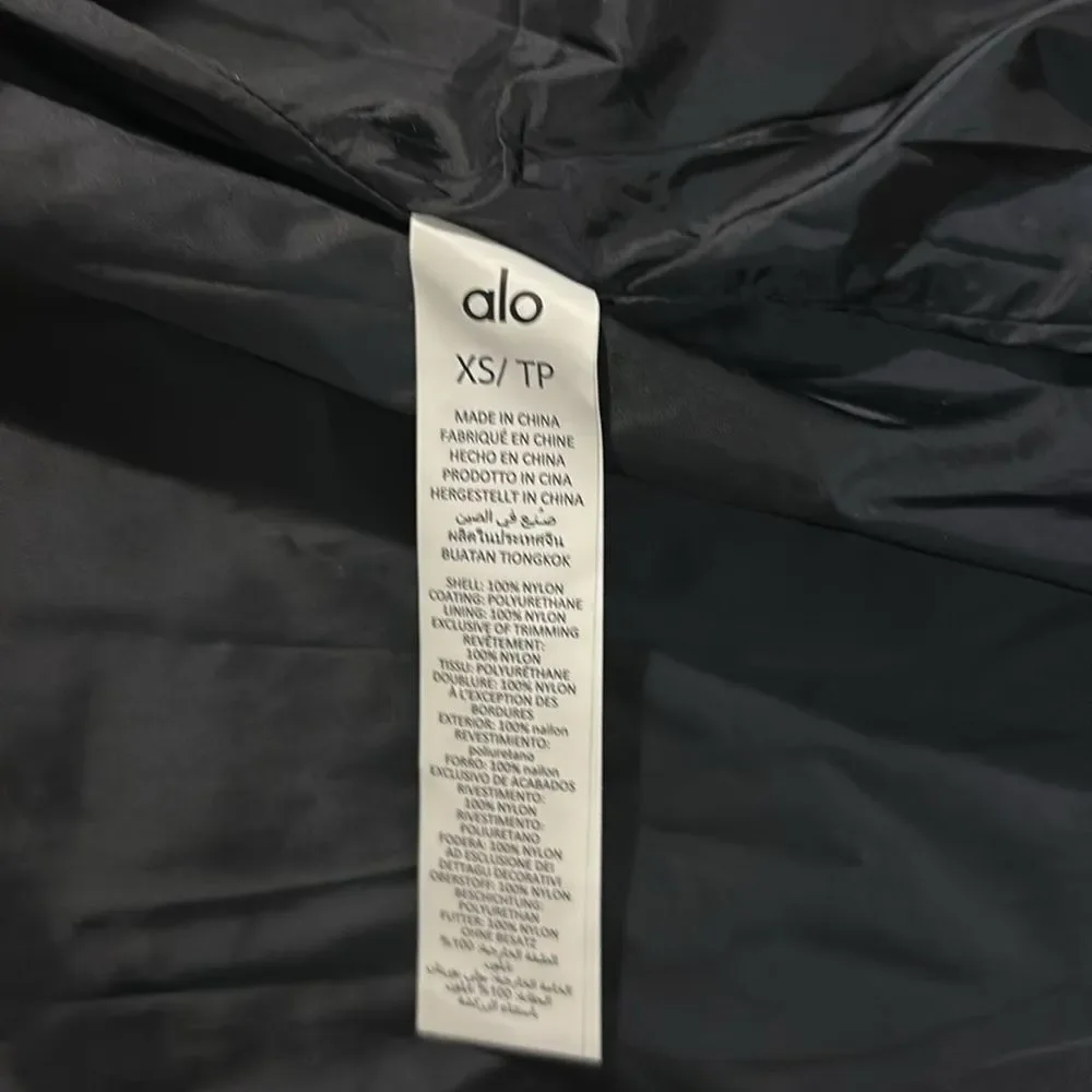 Alo yoga NEW Metallic Break Line Trench black XS